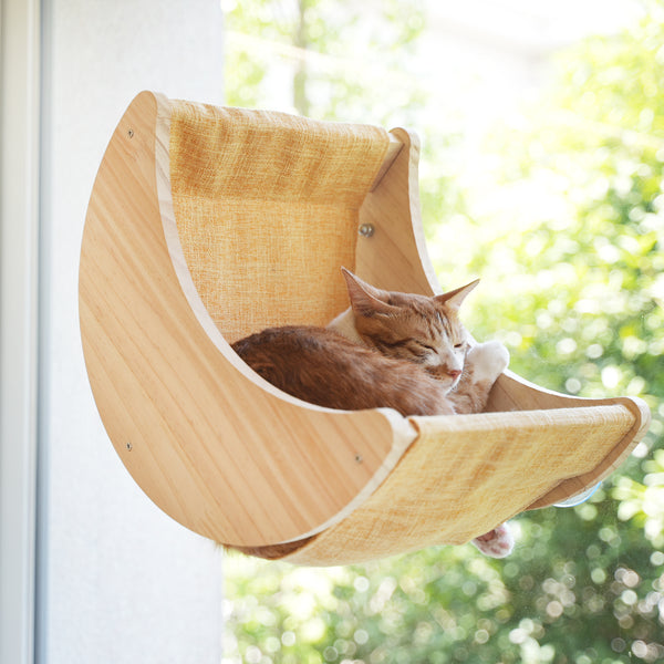 Window Cat Perch Moon Cat Bed Mounted with Suction Cups Wood Cat Window Hammock